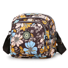 Load image into Gallery viewer, Floral Flap Bag