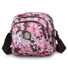 Load image into Gallery viewer, Floral Flap Bag